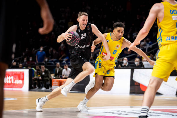 斯面临双赢 斯面临双赢