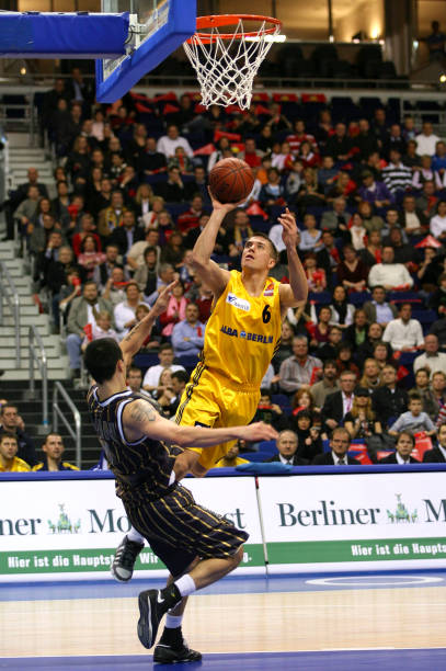 这一里程碑 这一里程碑